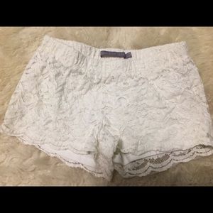 White lace shorts